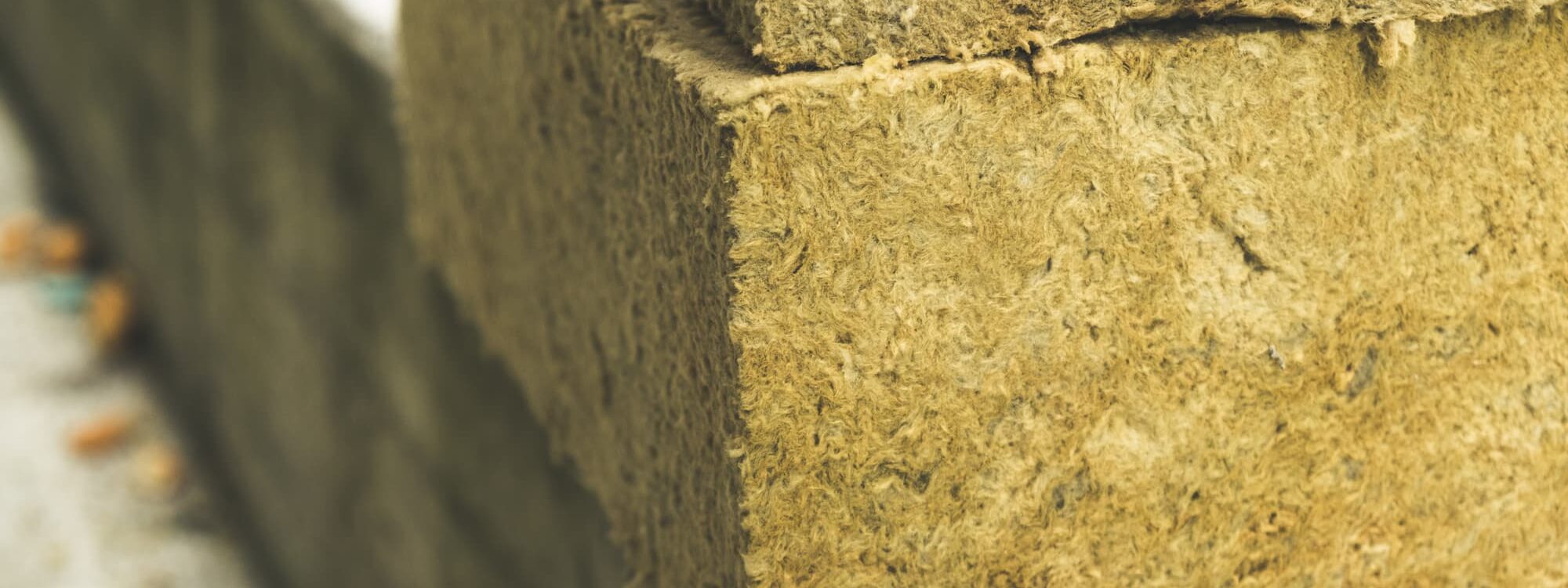 QUEL_MATERIAUX_ISOLANTS_CHOISIR 2000X750 | BATI GP EST Comment choisir le bon matériau pour votre isolation extérieure ? Bischwiller